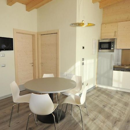Bungalows Chalets Lago Di Molveno Phòng bức ảnh